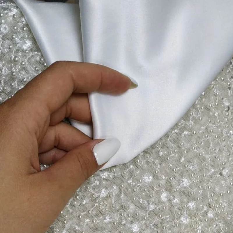 Белое кружево гипюр с жемчугом для свадебных и вечерних платьев цена за метр