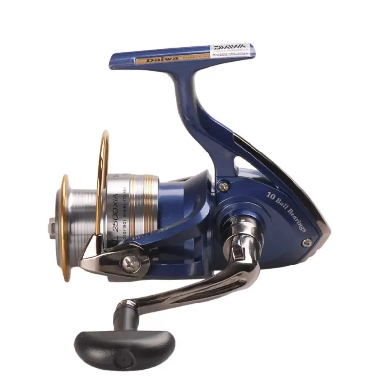 Катушка безынерционная DAIWA Regal 2500 XIA (запасная шпуля в комплекте) | Спорт и