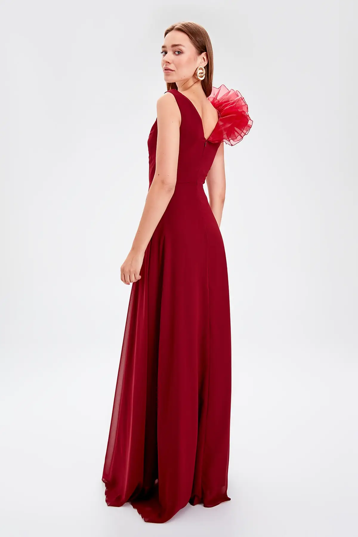 Trendyol Colar аппликация деталь вечернее платье TPRSS19AE0128|Вечерние платья| |