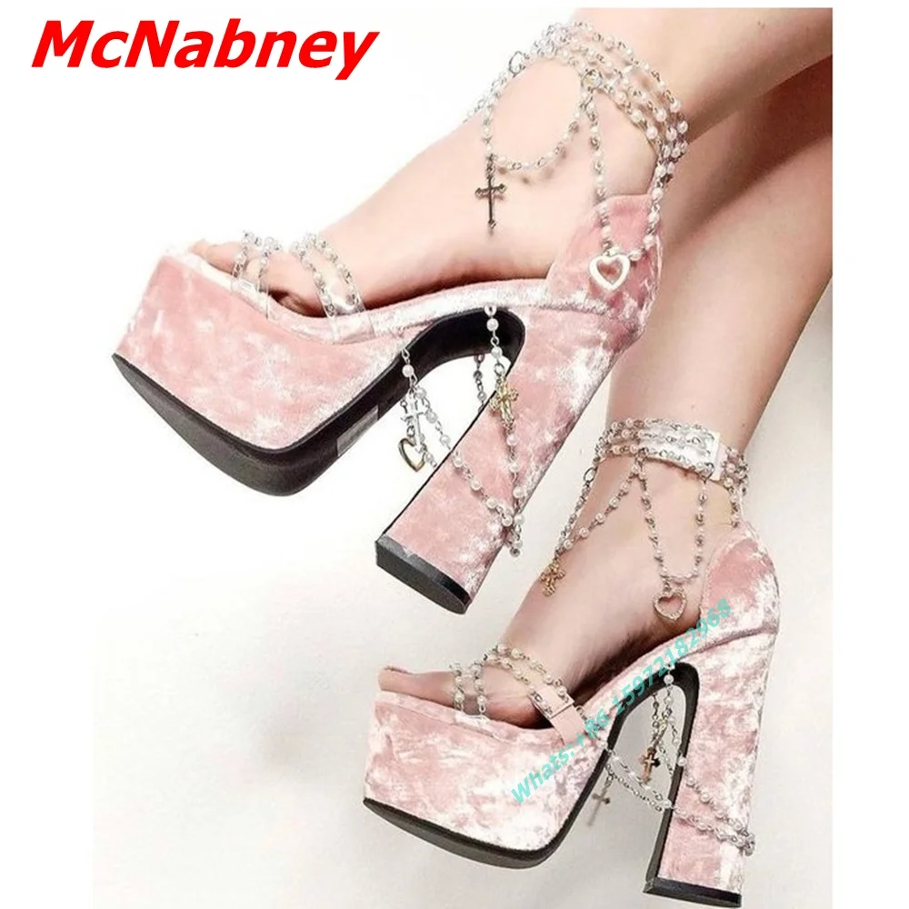 Сандалии женские с перламутровой бахромой пикантные босоножки на цепочке