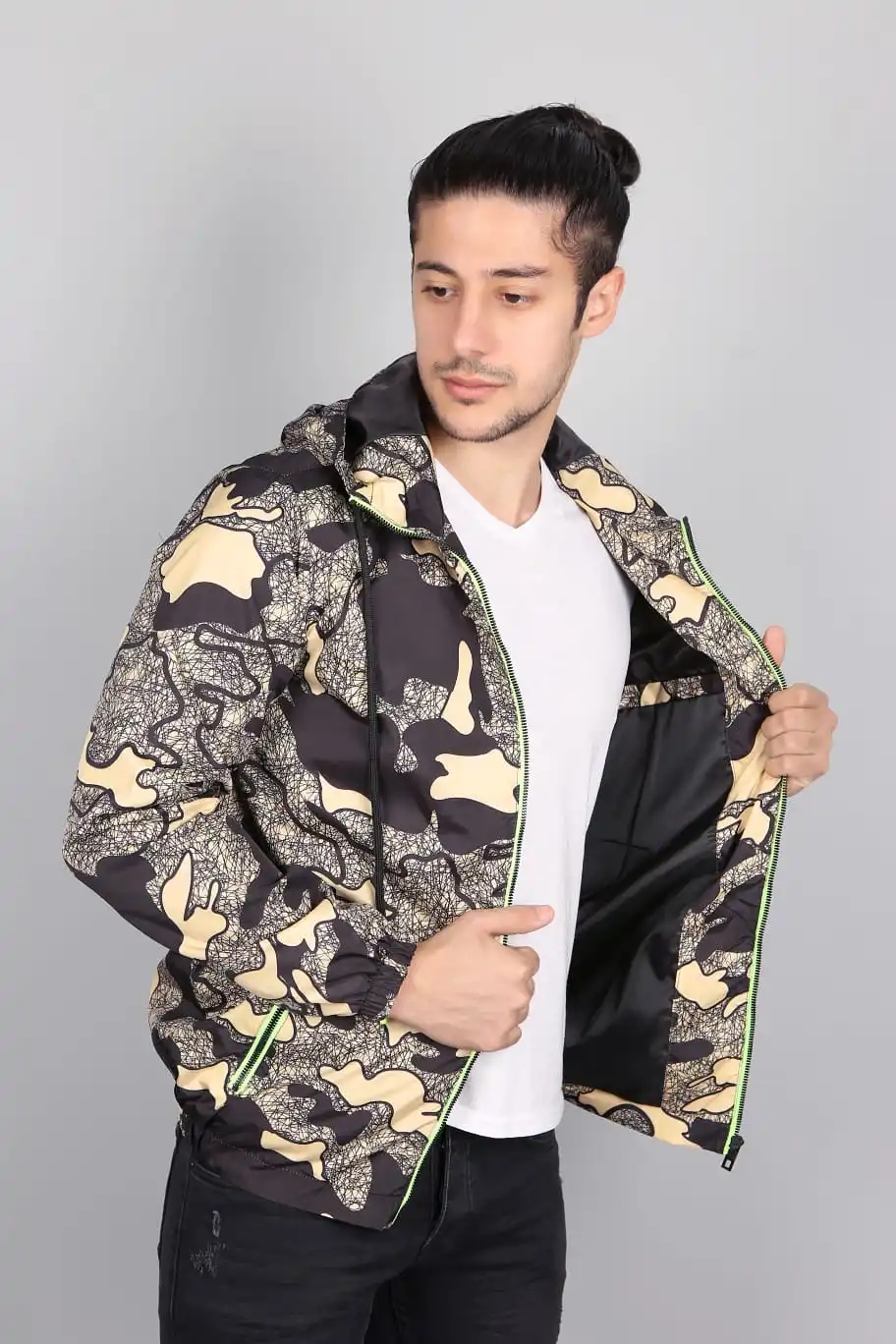 

2021 FASHION MEN'S JACKET NEW SEASON HIGH QUALITY RAINCOAT FOUR SEASONS BRIGHT JACKET WITH DISCOUNT CHEAP SUMMER WINTER JACKET