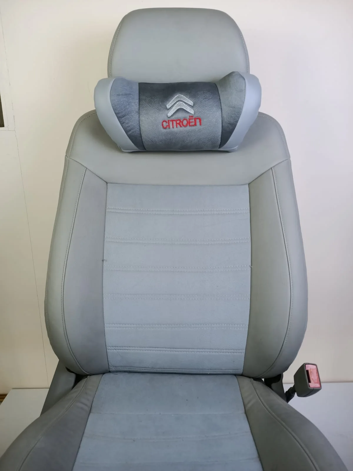 

Car Neck Pillows PU Leather Foal Fabric Head Support Breathable CITROEN Protector Headrest Cushion Easy Install and Clean