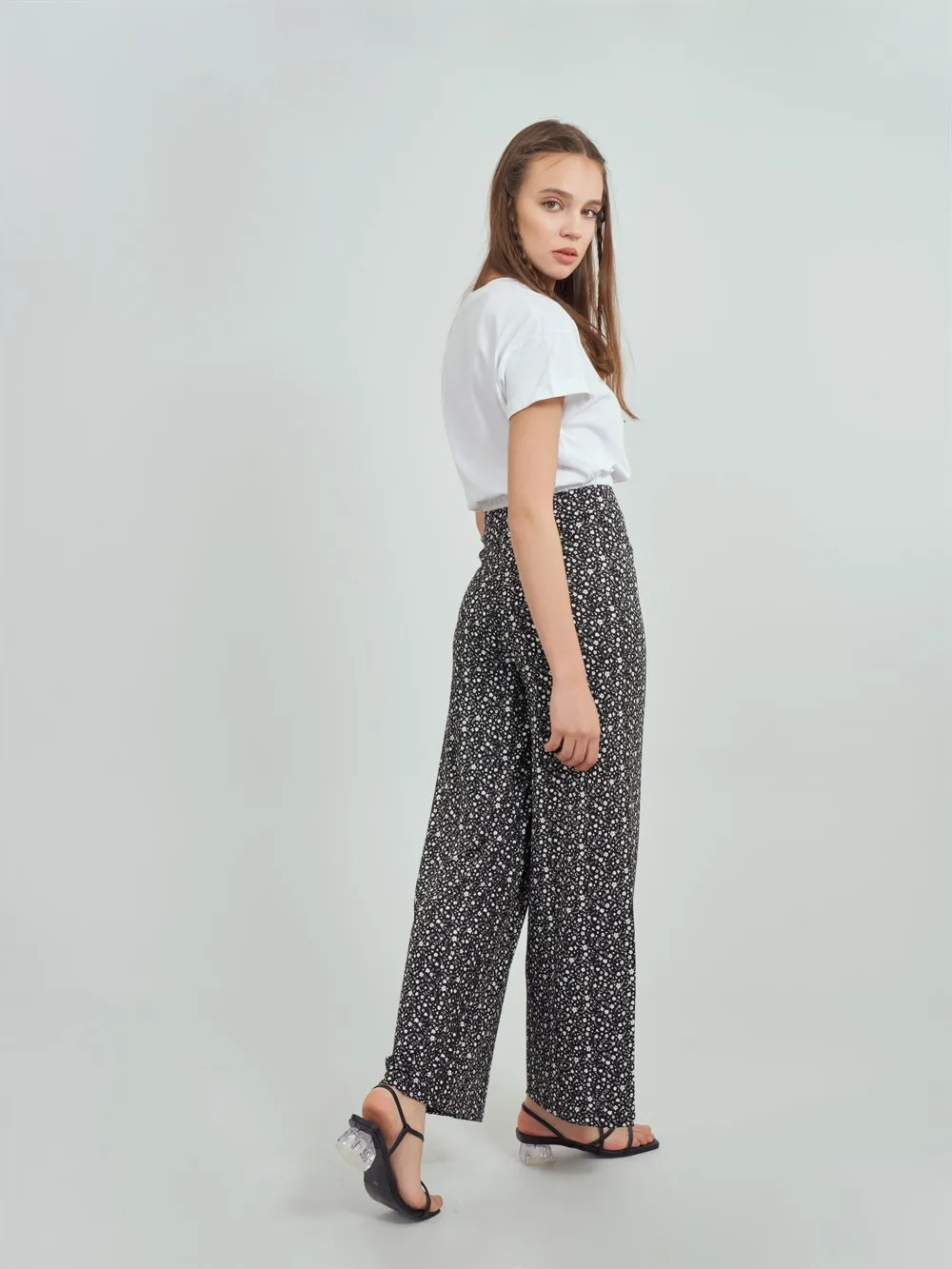 

New Trend Women Patterned Wide Leg Trousers