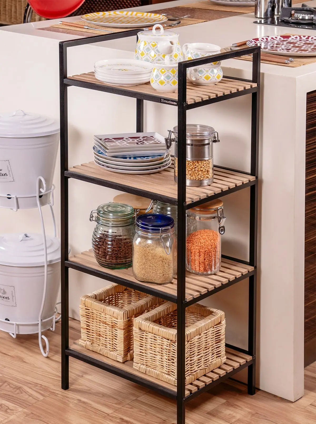 

Modern Rack Pedestal Furniture Shoe Upper Crisper Charms Havlular Parfümler Suitable For Use In All Areas.
