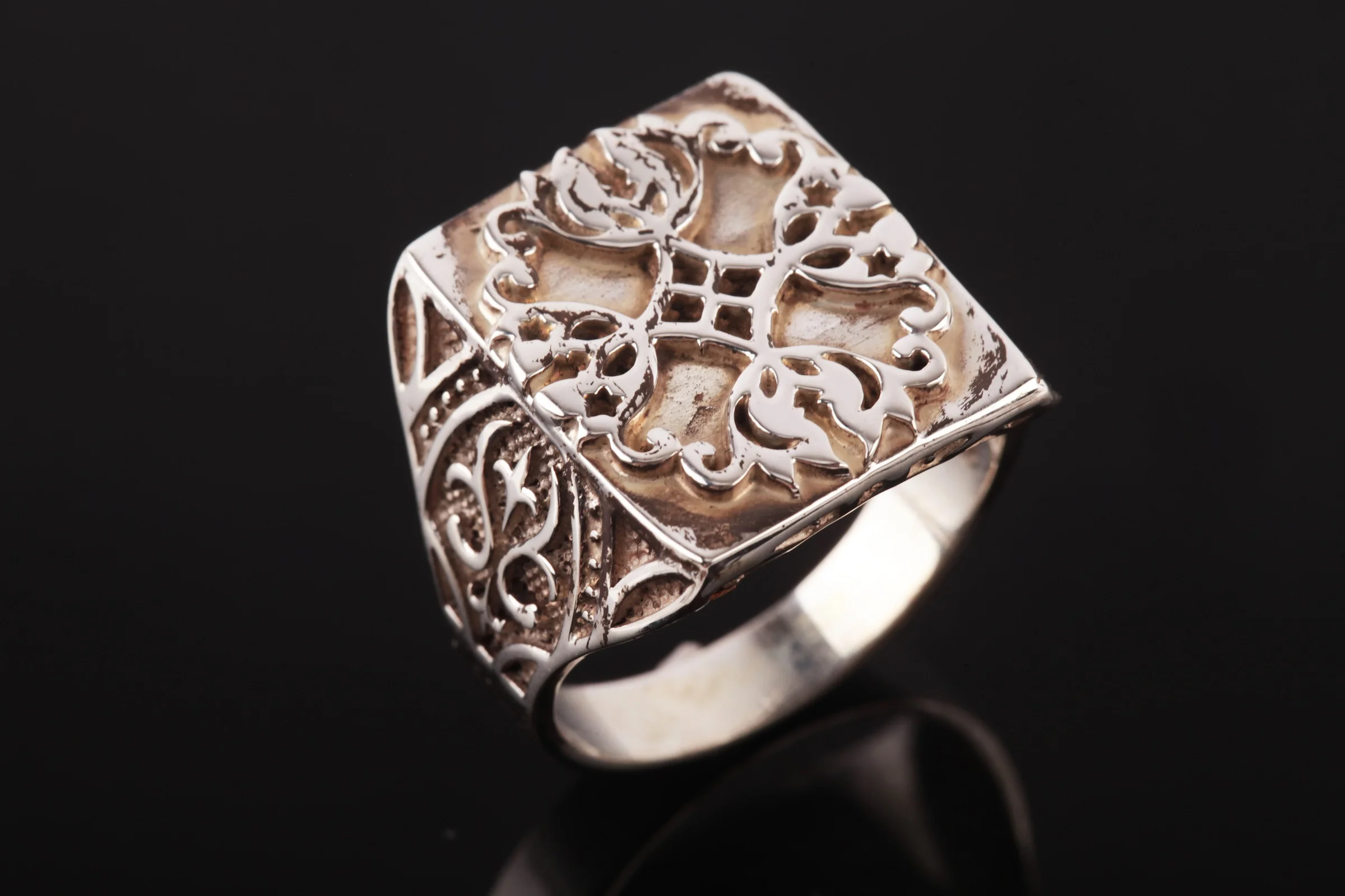 

Мужское серебряное кольцо UM US JEWELRY 925 пробы