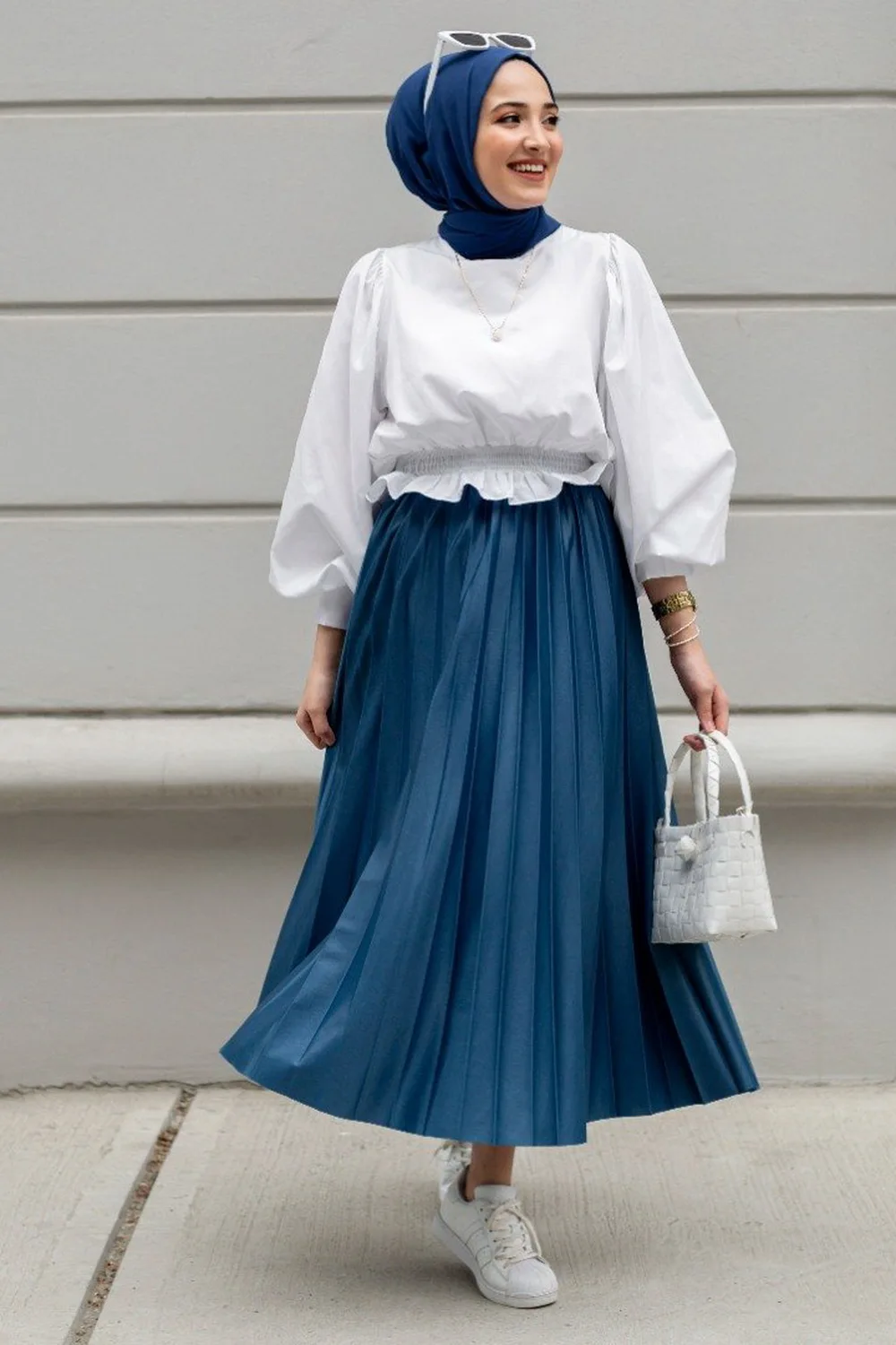 

New Arrivals Metallic Pleated Maxi A-Line Autumn Winter Long Skirt Solid Satin Pleated Maxi Skirt Muslim Women's Islamic Turkey