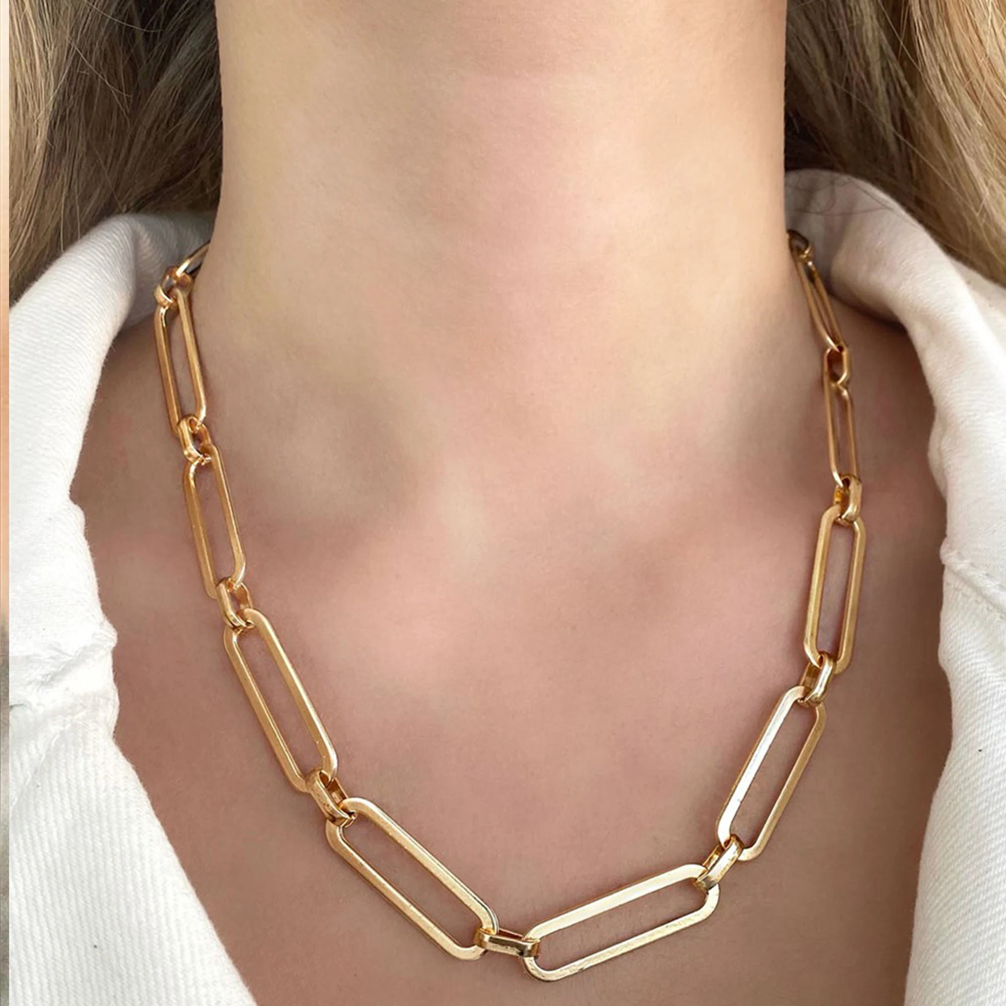 

2021 Fashion Large Ring Stainless Gold Color Stylish Women's Necklace