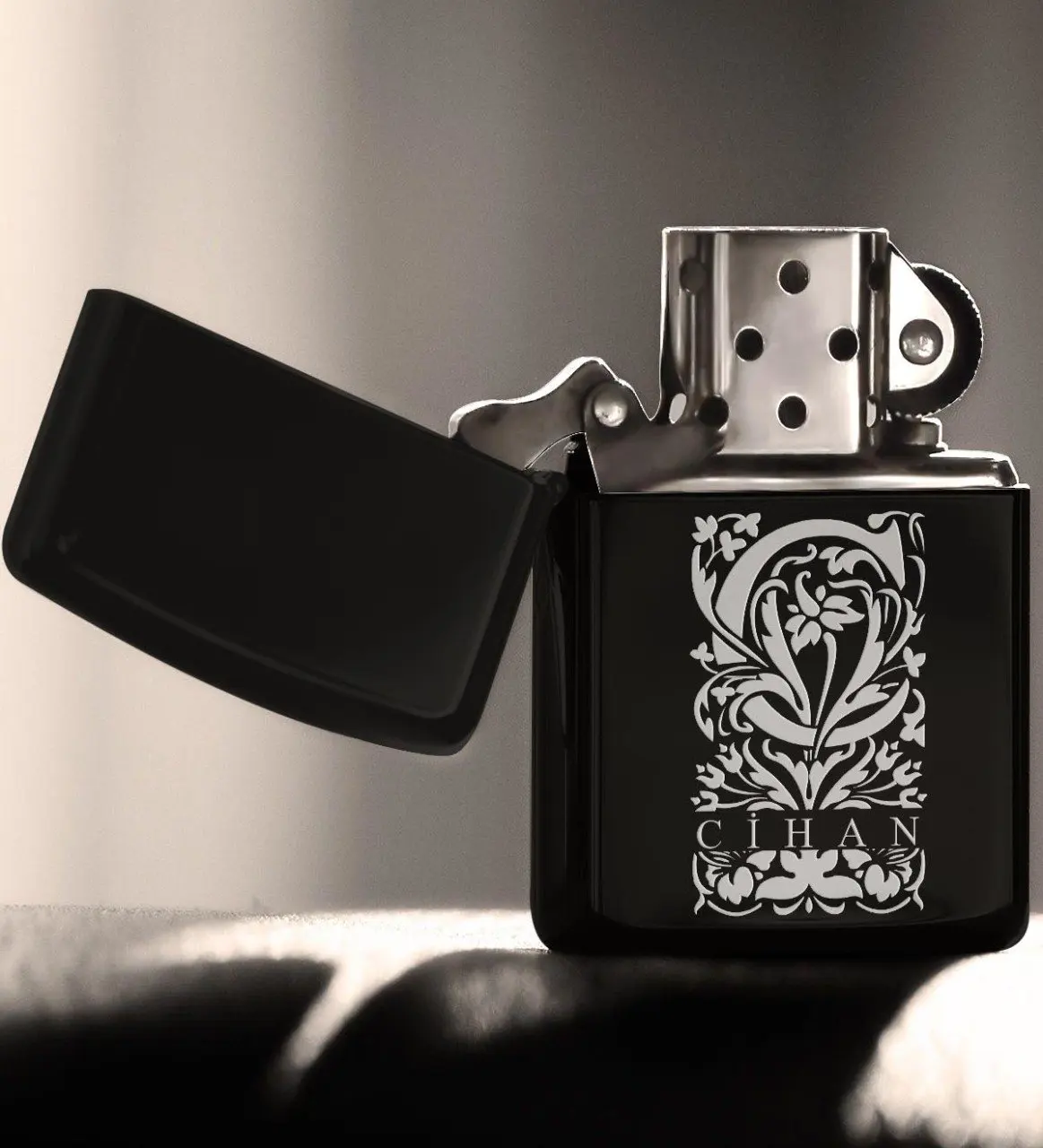

Personalized C Letter Gasoline Black Metal Cigarette Lighter (Model 2)