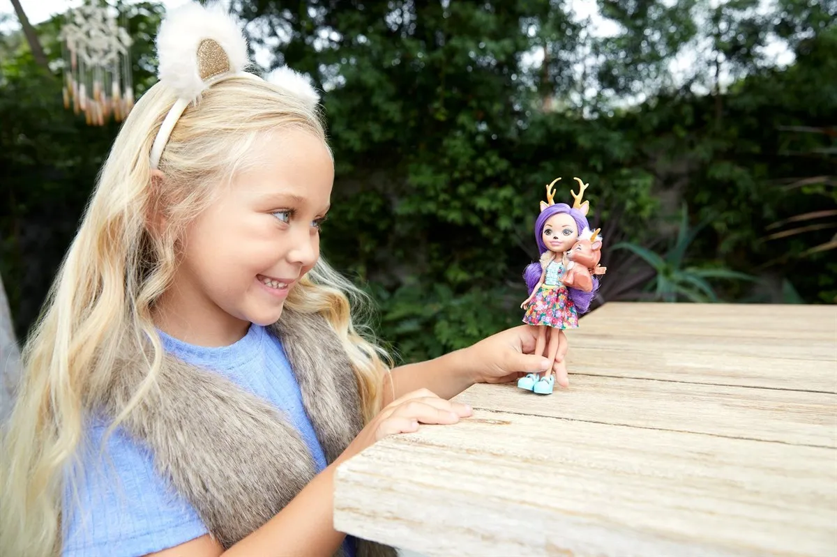 Enchantimals Кукольная база с питомцем danessa deer and sprint fxm75 mattel оригинальная кукла Куклы