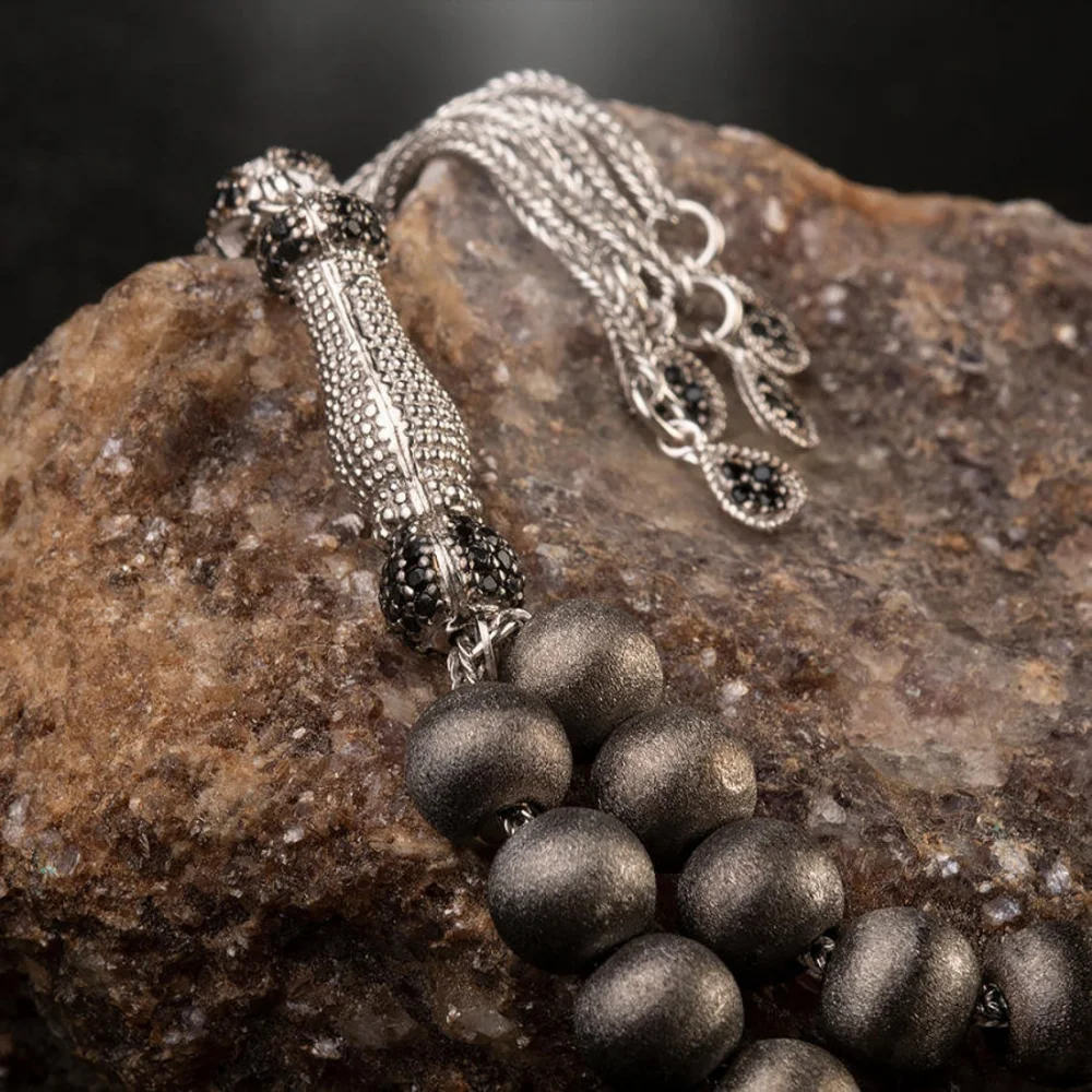 Четки из серебра 925 пробы ручной работы с серыми оттенками матовые серебряные