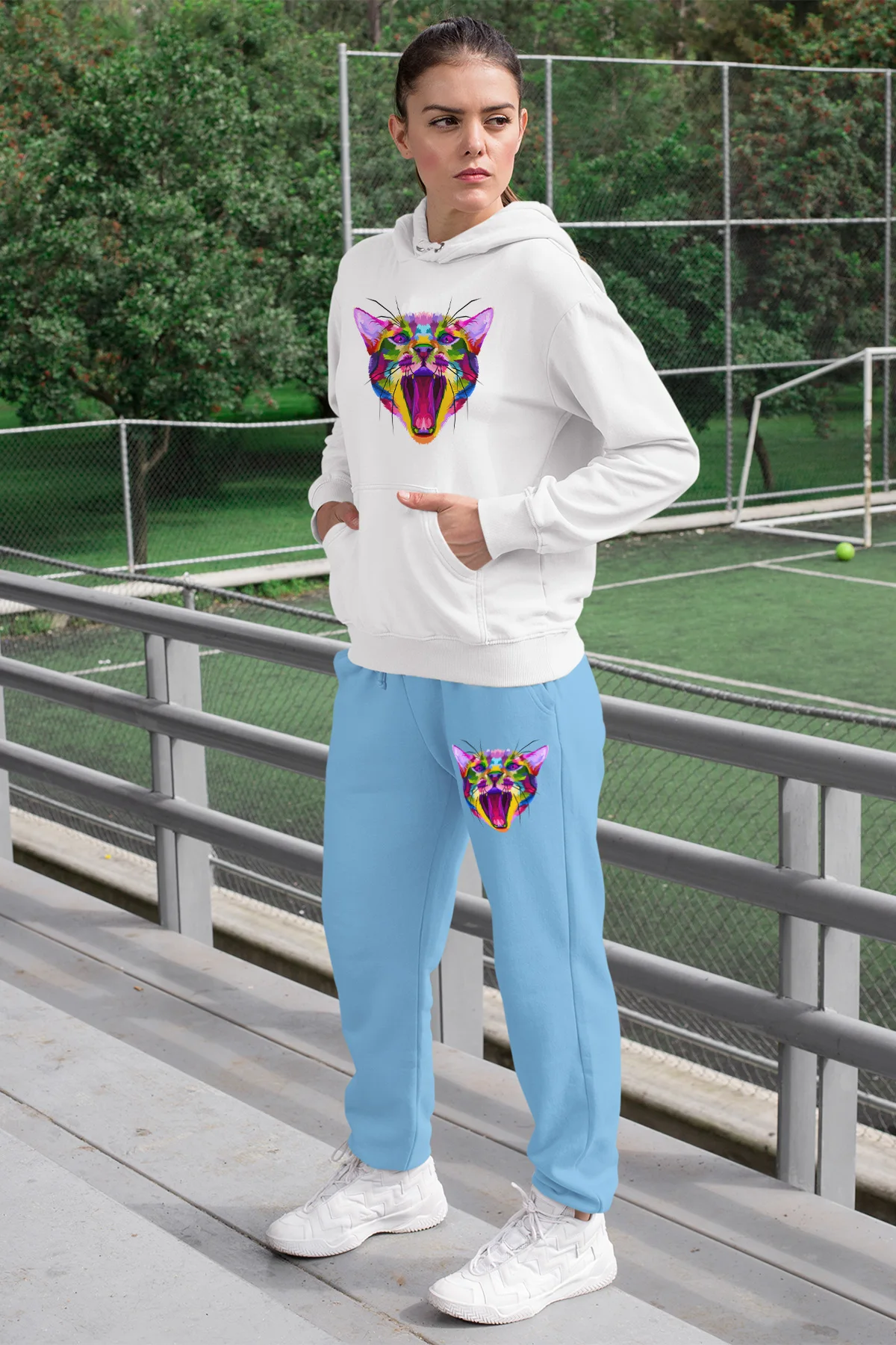 Женский спортивный костюм Angemiel Белый свитшот с капюшоном синие спортивные штаны|