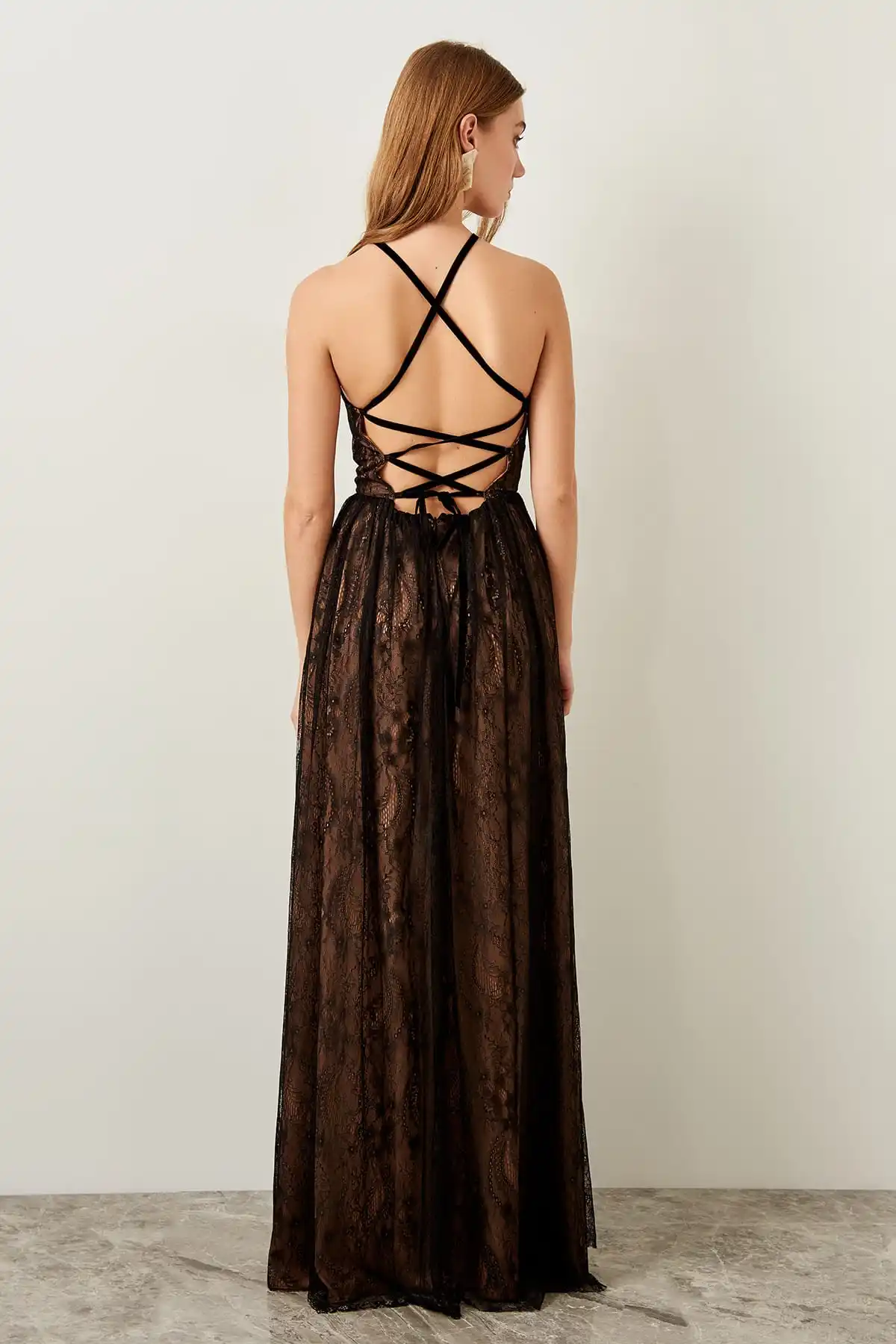 Trendyol детальное черное кружевное вечернее платье TPRSS19UZ0046|Вечерние платья| |