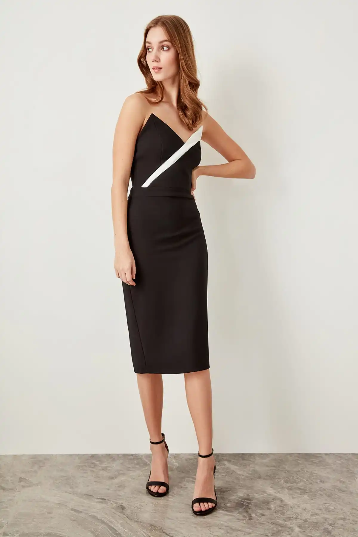 Черное платье-блок Trendyol TPRSS19BB0052 | Свадьбы и торжества