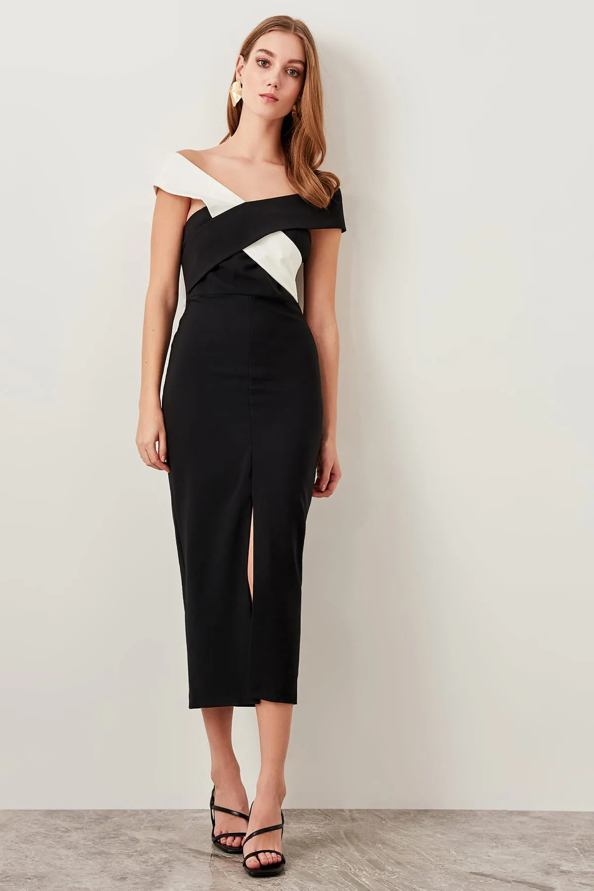 Trendyol черно белое детальное вечернее платье TPRSS18VF0031|Вечерние платья| |