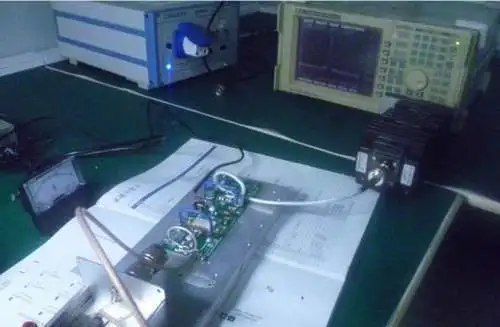 100 Вт UHF 400MHZ--470MHZ усилитель частоты плата мощности Ham Радио DIY наборы 433MHZ |