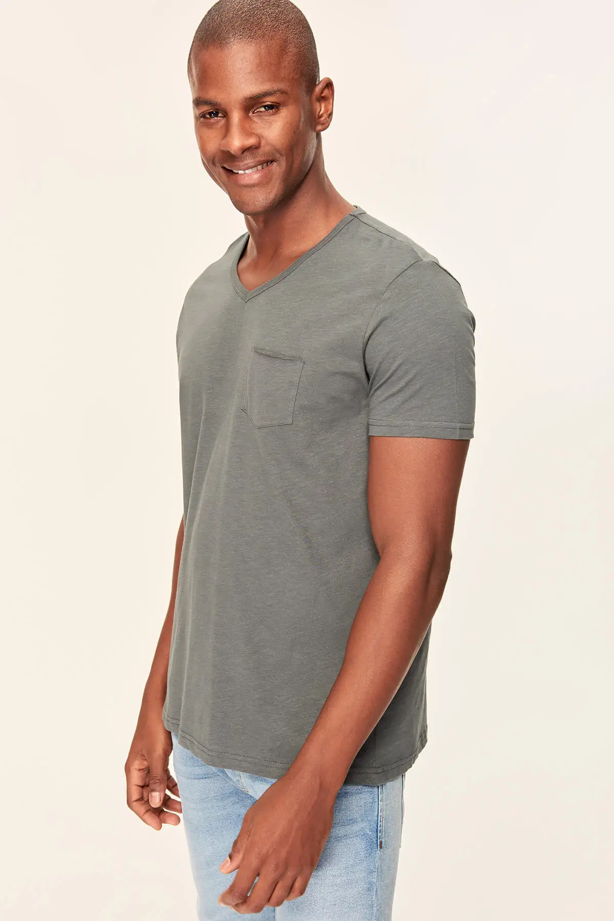 Trendyol Антрацит Мужская футболка Прессер Slim Fit короткий рукав v образный вырез