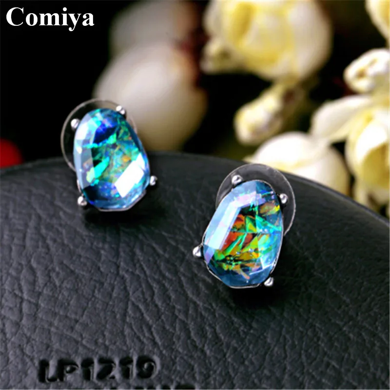 Дизайнерские сережки гвоздики в виде зеленых кристаллов бренд Comiya|brand stud earrings|stud