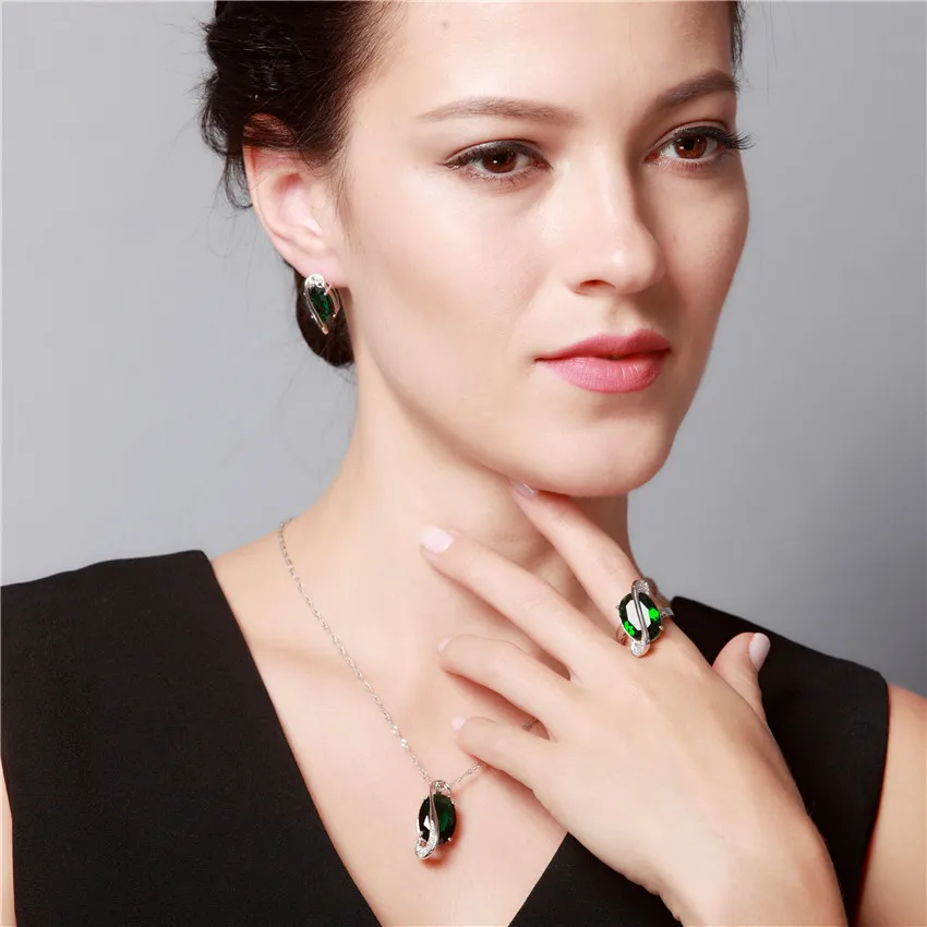 Ювелирный Комплект из колье и серёг серебристого цвета | Украшения аксессуары