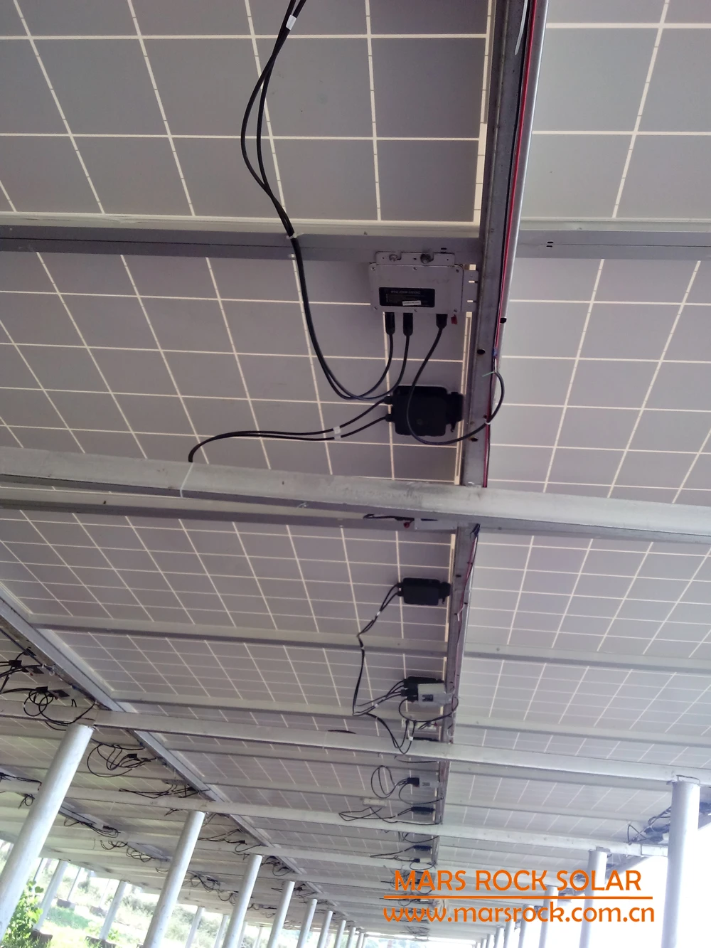 Водонепроницаемый IP65! 300 Вт сетчатый микро инвертор с функцией связи для 22 50VDC 80