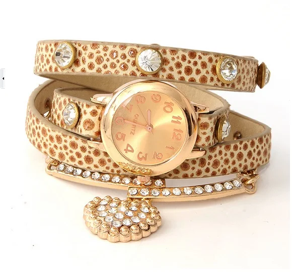Женские леопардовые часы с сердцем золотистый ремешок из искусственной кожи