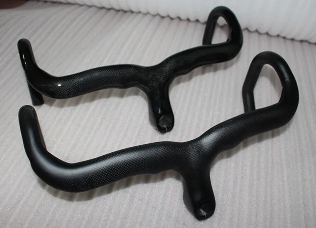 Нет стандарта/знаменитый бренд полностью из углеродного волокна