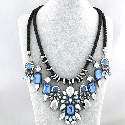 

New Fashion Jewelry Brand Hand-woven Vintage Water Drop Crystal Necklace Braided Rope Clavicular Chain