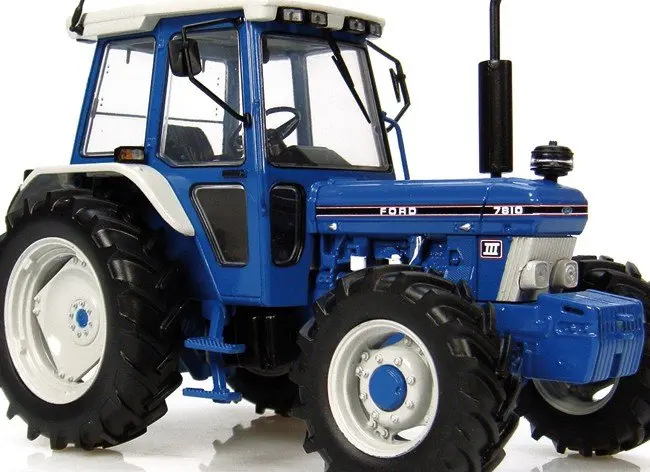 UH 2865 1:32 Ford 7810 трактор игрушка
