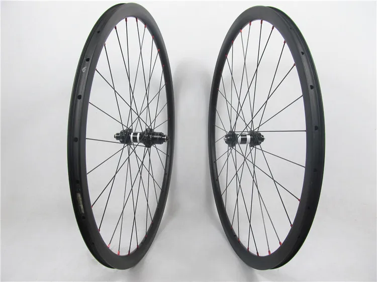 

DT 350S disc hubs 28H carbon cyclocross bike wheels 30mm x 23mm clincher CX bike wheels tubeless ready from Farsports China