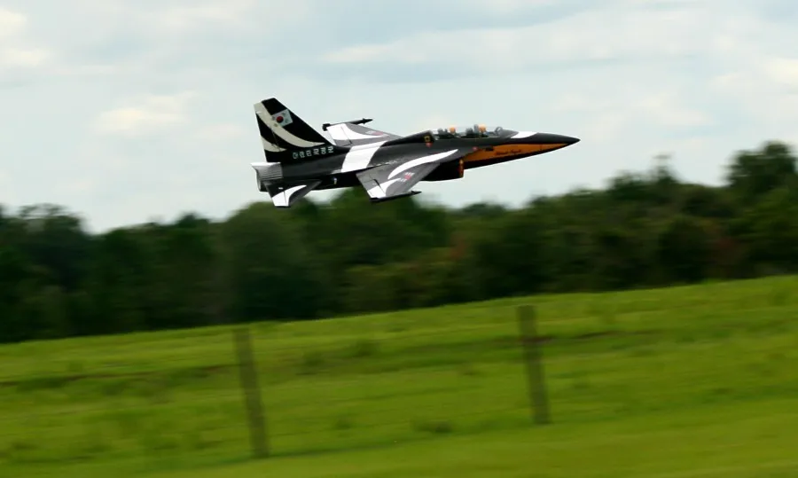 Koera T50 самолет на радиоуправлении самолет PNP, украшенные узором убирающееся шасси и Выдвижной навес с самонастраиваемым устройством