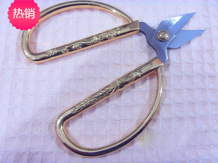 

New Professional Zinc Alloy Nail Clipper Pedicure Cuticle Scissors Golden Manicure Nail Trimmer Carving Handle