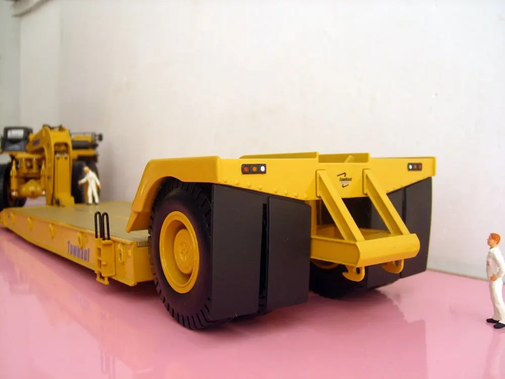 NORSCOT-55220 1:50 CAT 784C трактор с буксировщиком Trailertoy