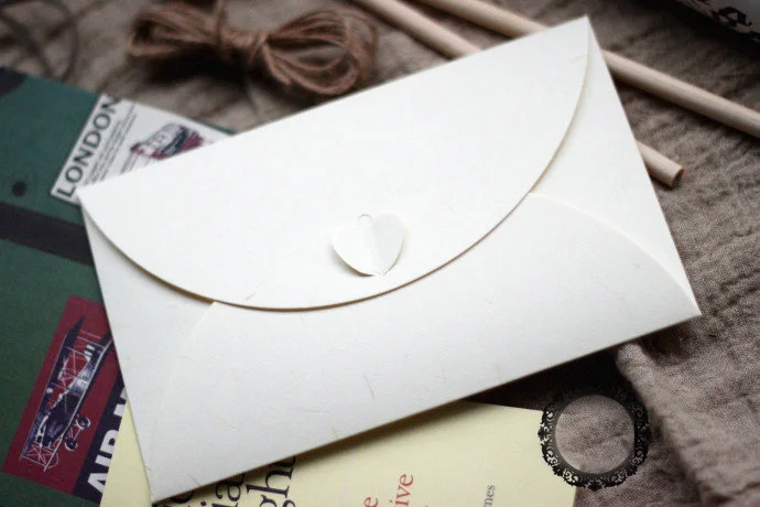 

Rice Husk Vintage Natural Ivory Postcard envelope with Heart Button 50PCS/LOT