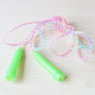 Дети детский сад дети маленькие подарки спорта на открытом воздухе здоровья игры