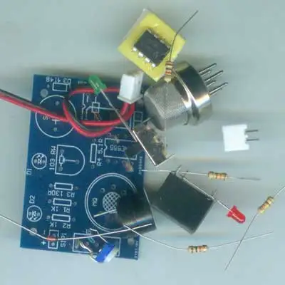 Набор электронных деталей для обнаружения и сигнализации дыма токсичных газов