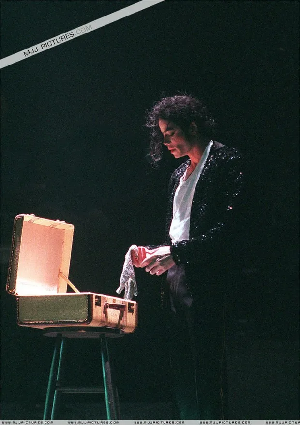Редкие MJ Майкл Джексон обе стороны стразы серебро кристалл ручной работы перчатки коллекция для Billie Jean Preformance
