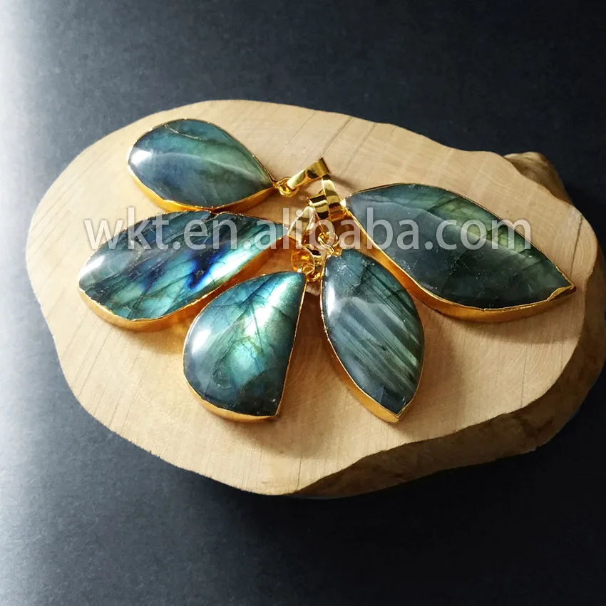 WT-P597 оптовая продажа случайной формы необработанный камень кулон из Лабрадорита