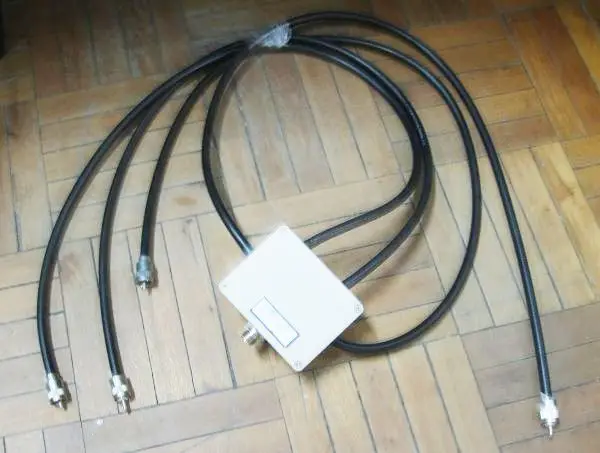 Четырехпортовая дипольная антенна DP-100 эксклюзивная 1/2 половинчатая дипольная FM антенна с высоким коэффициентом усиления для 5 Вт-300 Вт fm-радио передатчик