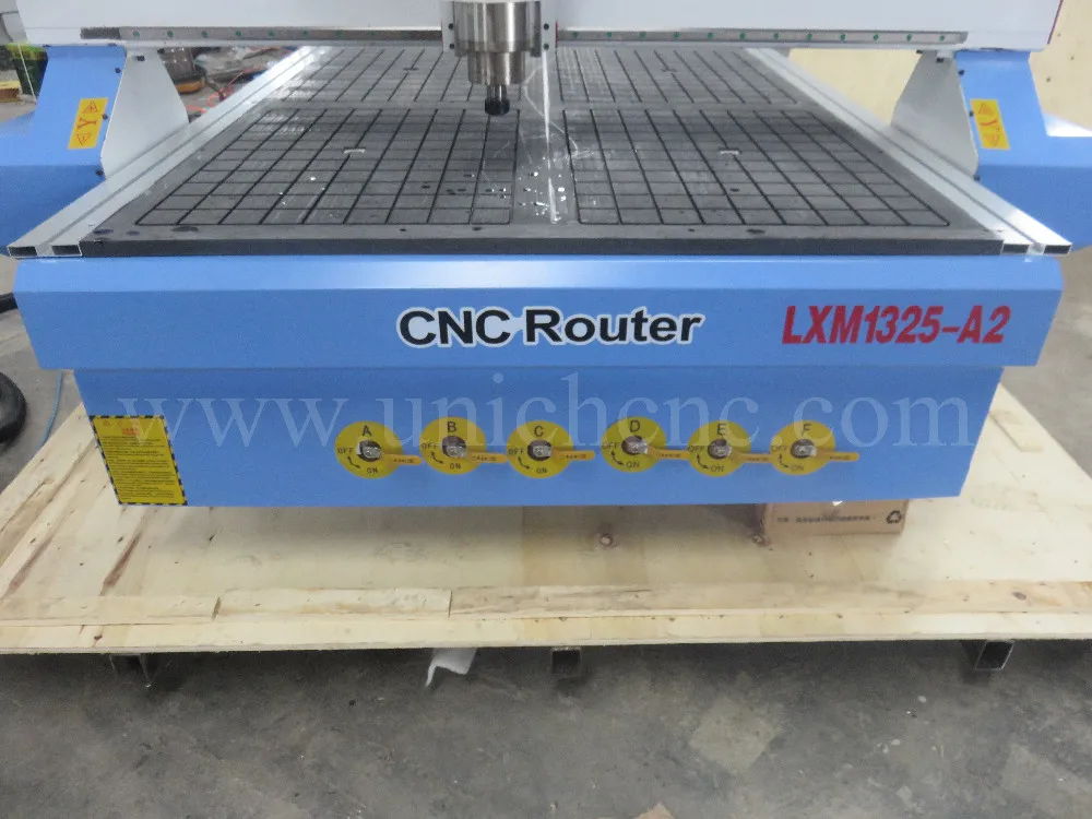 UNICHCNC фрезерный станок с ЧПУ Тяжелая машина тела 3.0kw 5.5kw