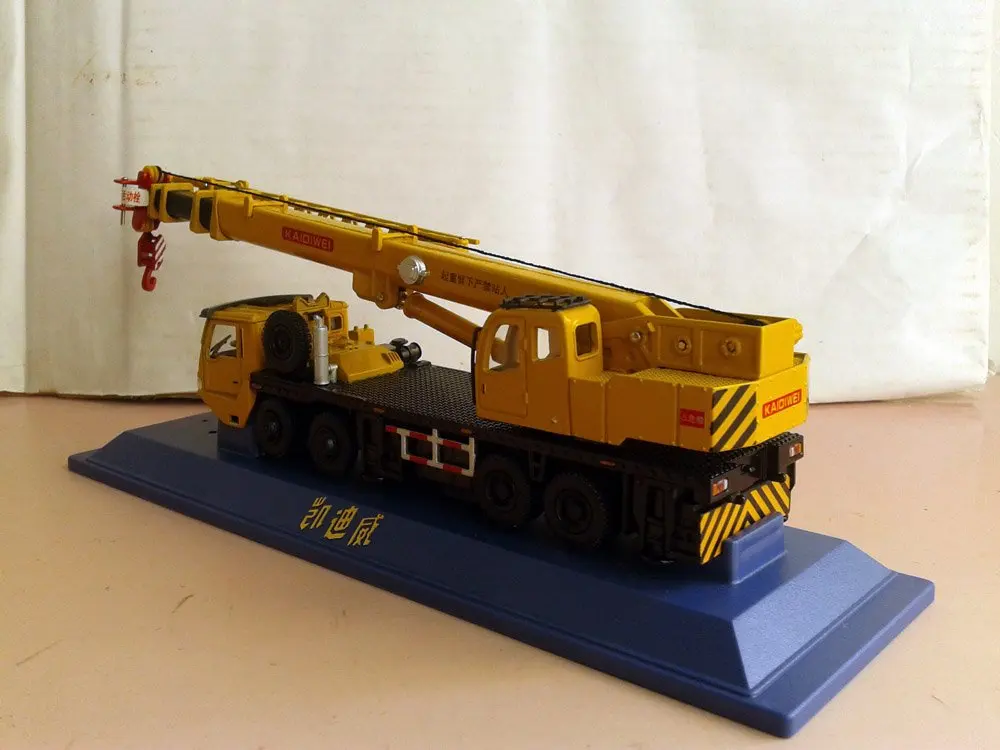 1:55 KAIDIWEI автокран игрушка