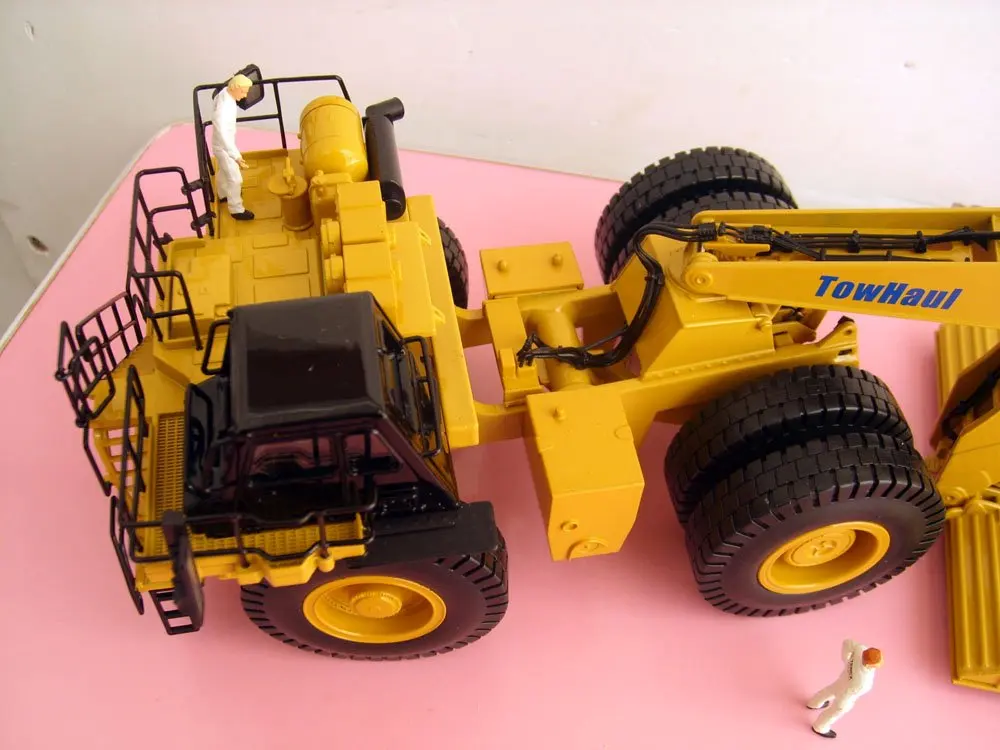 NORSCOT-55220 1:50 CAT 784C трактор с буксировщиком Trailertoy