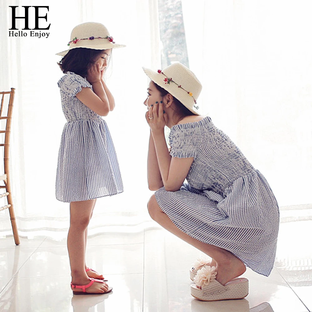 Платья для мамы и дочки HE Hello Enjoy одинаковые комплекты семьи семейная одежда в