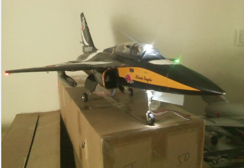 Koera T50 самолет на радиоуправлении самолет PNP, украшенные узором убирающееся шасси и Выдвижной навес с самонастраиваемым устройством