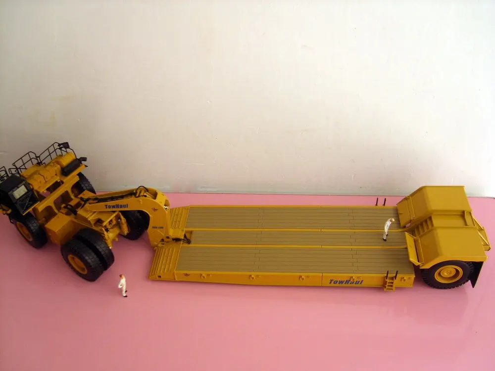 NORSCOT-55220 1:50 CAT 784C трактор с буксировщиком Trailertoy