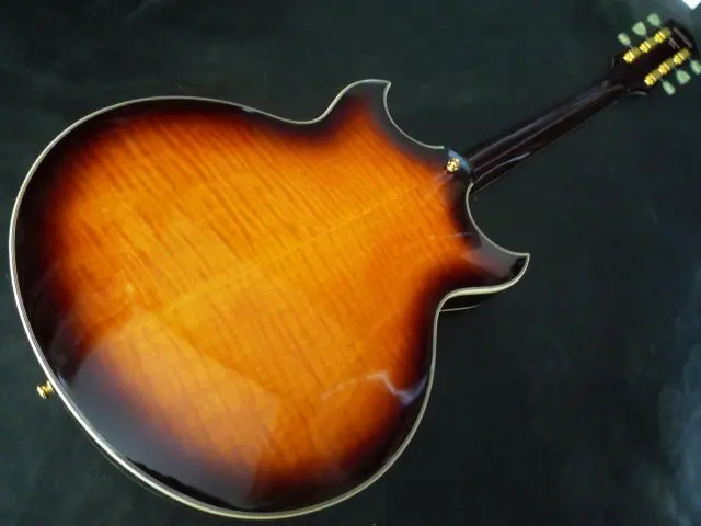 Джони джаз электрогитара sunburst to black