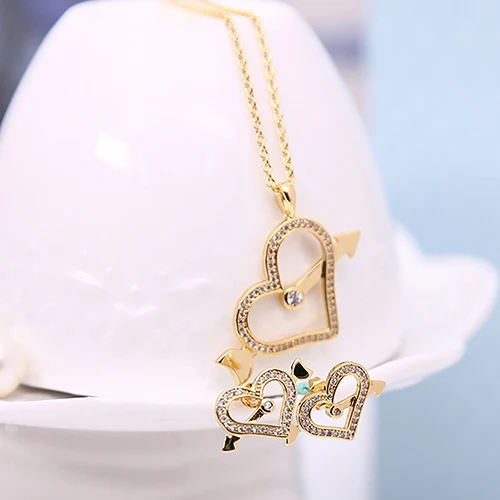 2017 Новый Женский Rhinestone Сердца Ожерелье Стержня Уха Серьги Кольцо Комплект