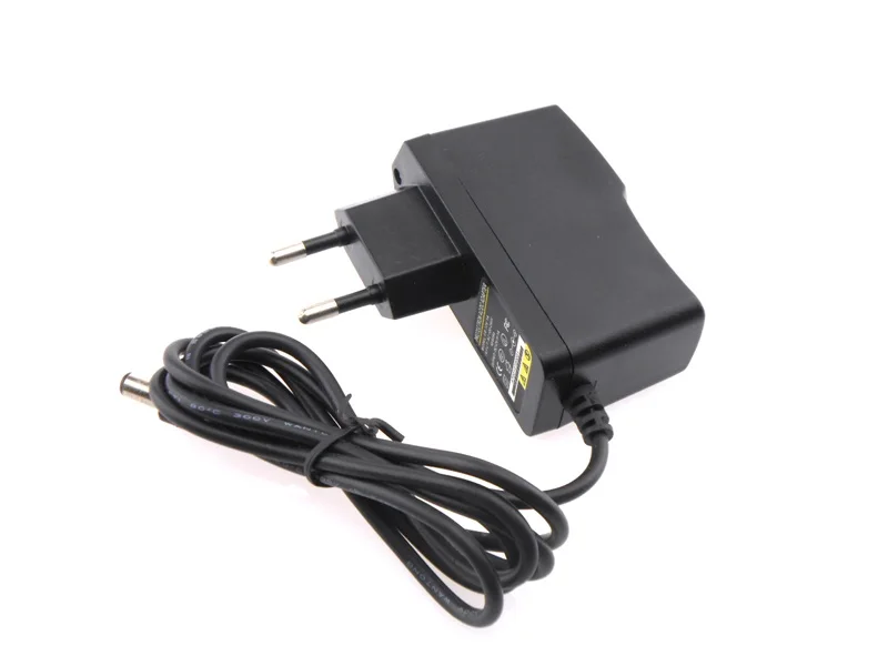 1 ШТ. 12V1A AC 100 В-240 В Конвертер Адаптер 12 в ПОСТОЯННОГО ТОКА 1A 1000mA Питания ЕС Plug 5.5 мм х