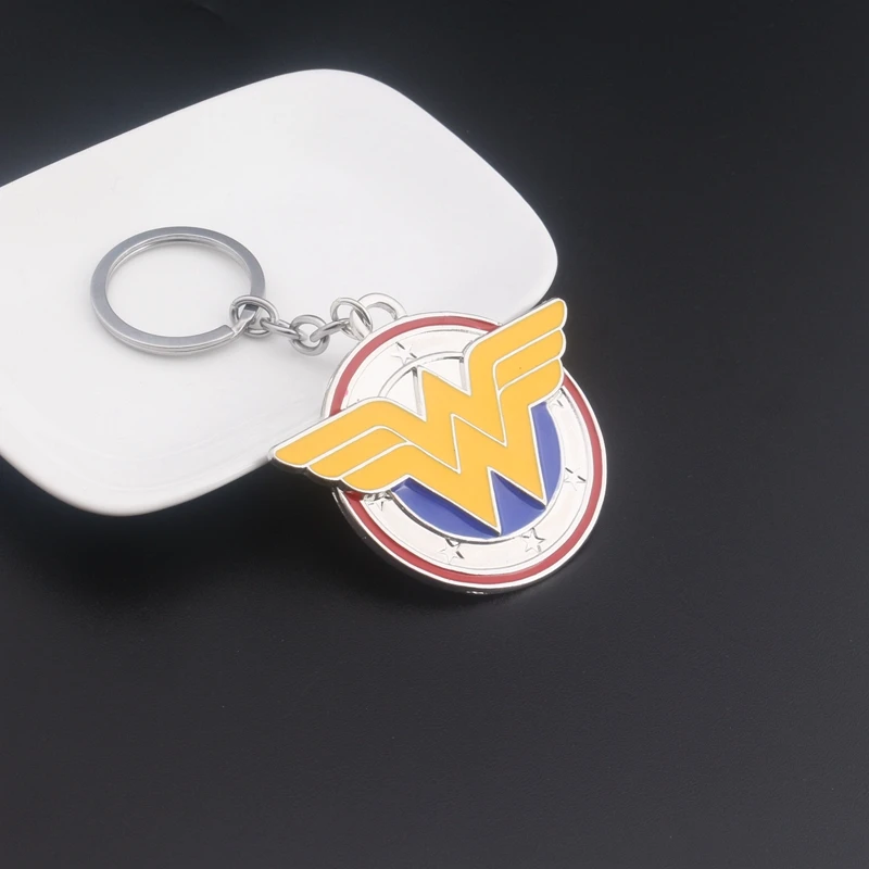 Новая мода фильм чудо женщина W письмо брелок круглый металлический кулон