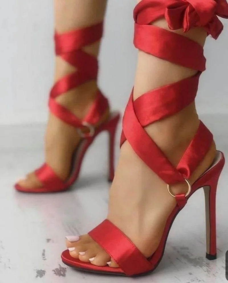 

New Design Women Red Satin Sandals Gladiator Women Lace Up Shoes Metal Decor Sandals Lady Dress Shoes Peep Toe Thin Heel Shoes