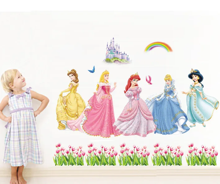 Белого цвета с принтом из мультфильма платье принцессы для девочек замок