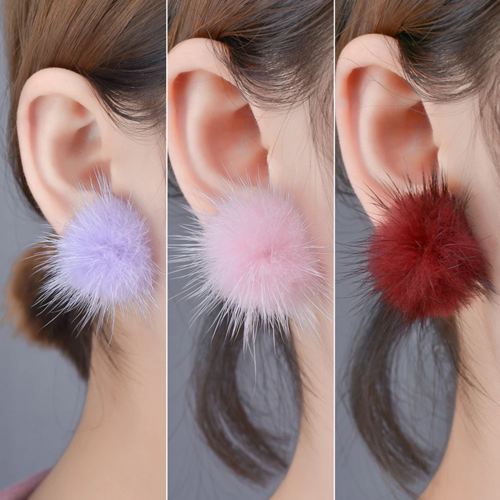Серьги пусеты женские модные меховые с шариками|ball stud earrings|fashion earringsstud earrings |